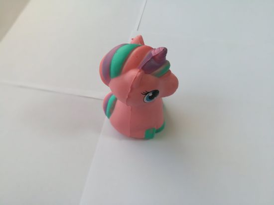 Hot Selling 10cm Unicorn Sitting Horse PU Slow Rising Squishy Toy