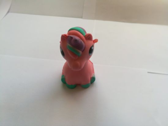Hot Selling 10cm Unicorn Sitting Horse PU Slow Rising Squishy Toy